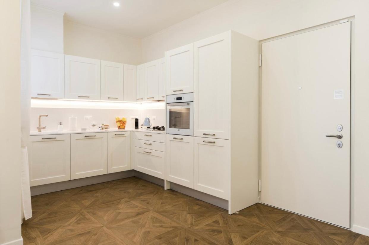Madonna Montecchi Luxury Suite In Верона Экстерьер фото