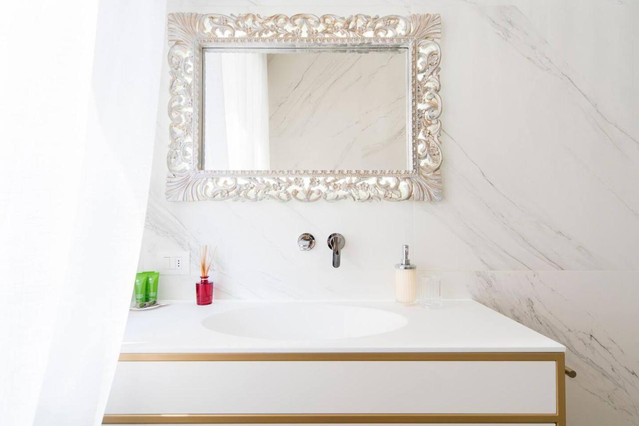 Madonna Montecchi Luxury Suite In Верона Экстерьер фото